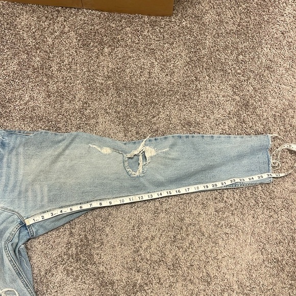 Old Navy Women's Boyfriend Straight Jeans - Picture 11 of 11